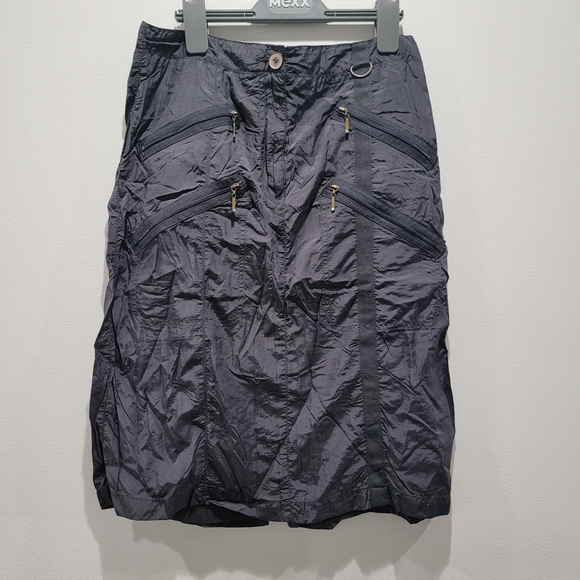 Sandwhich Dresses & Skirts - Sandwhich Dark Gray Skirt with Zipper Accents Size 36